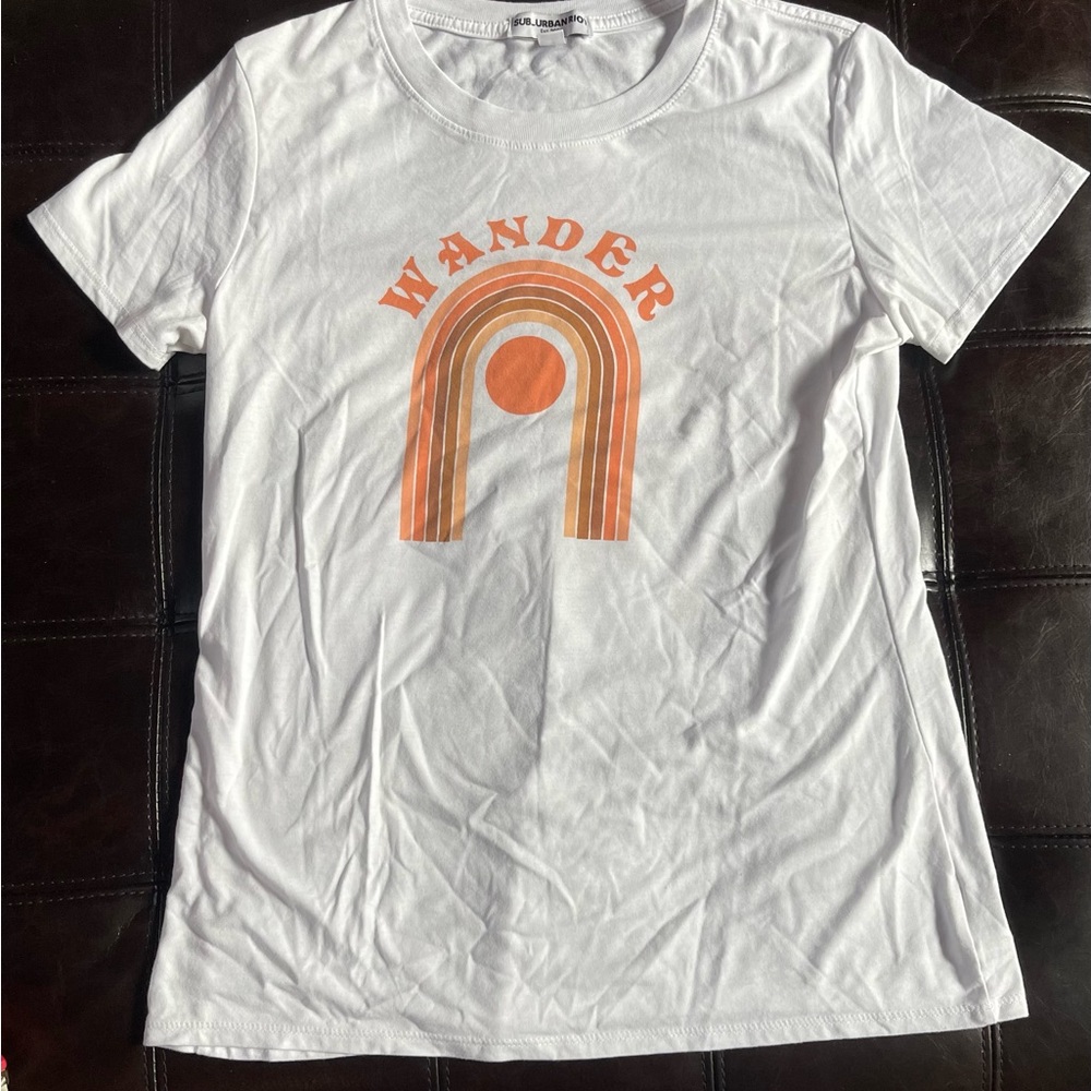 Suburban riot wander tee size S